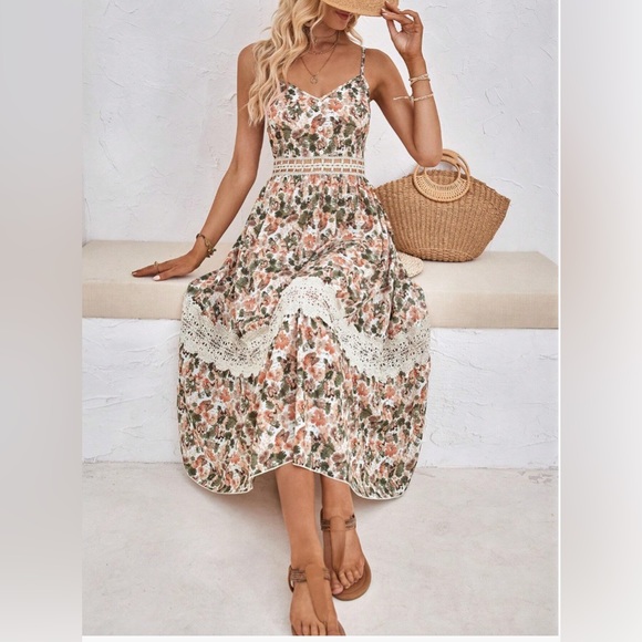 Mijas Floral Print Guipure Lace Insert Cami Dress - Picture 3 of 6